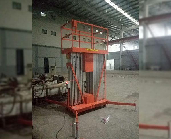三桅柱铝合金升降机 (2)